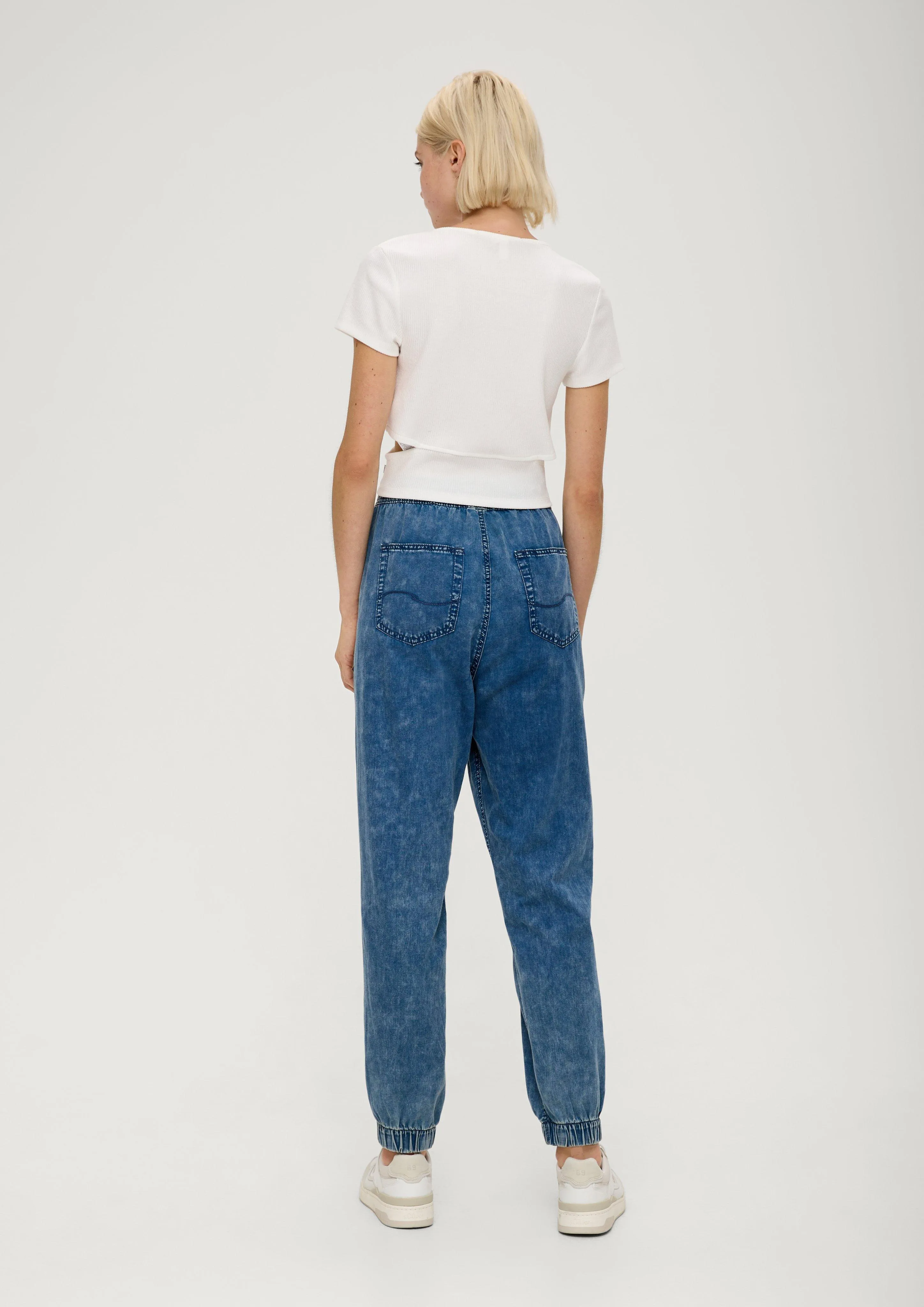 Relaxed : pantalon en denim léger